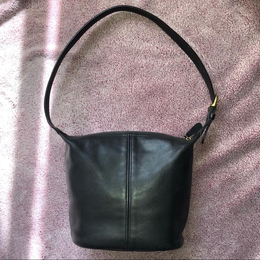 SALE Vintage Coach Soho Bag in black (No. 4148)